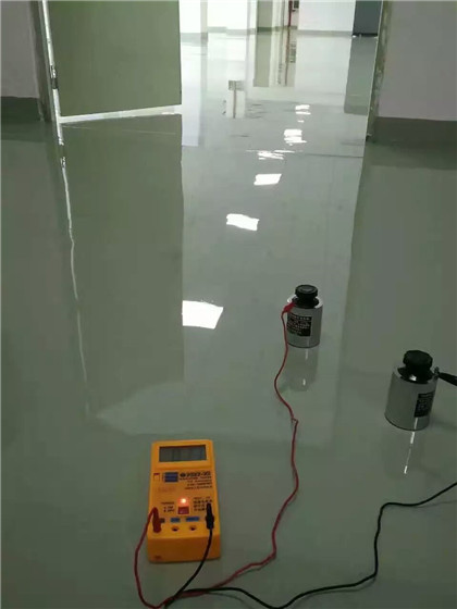 新青 防静电自流平检测